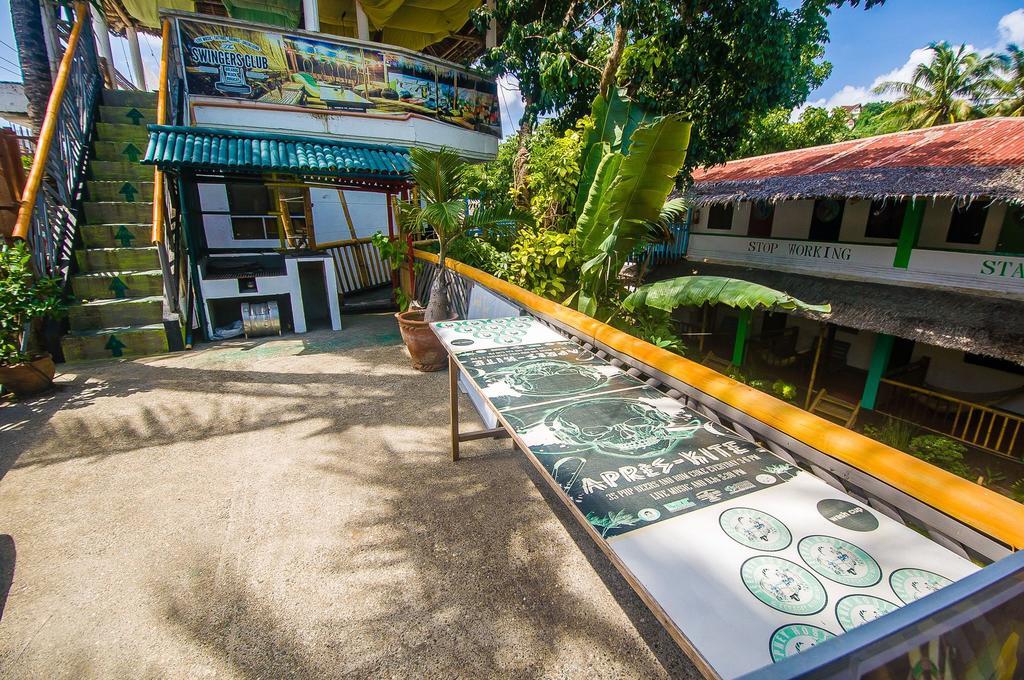 Jeepney Hostel And Kite Resort 발라박 외부 사진