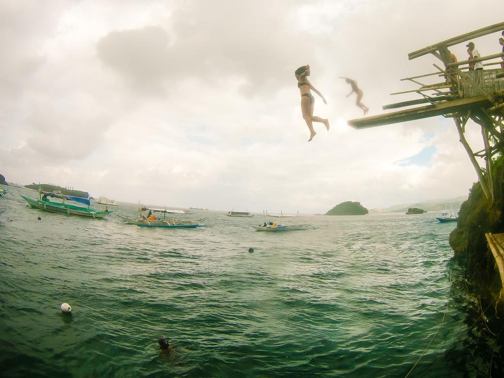 Jeepney Hostel And Kite Resort 발라박 외부 사진