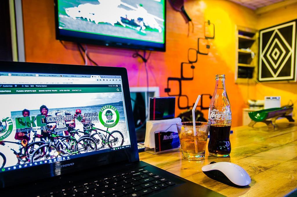 Jeepney Hostel And Kite Resort 발라박 외부 사진