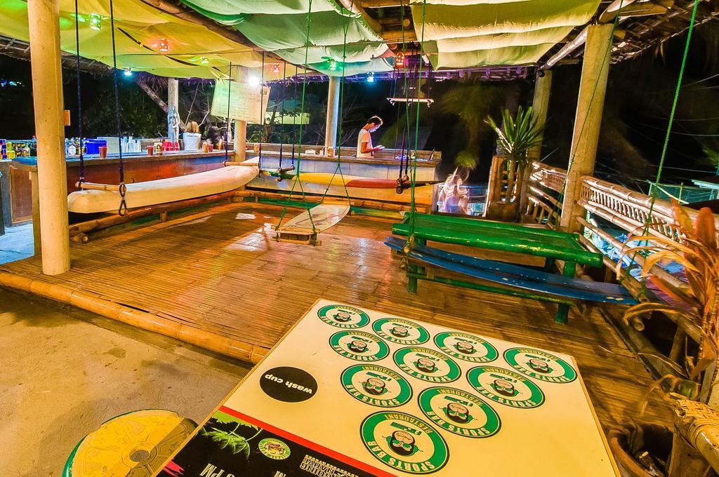 Jeepney Hostel And Kite Resort 발라박 외부 사진