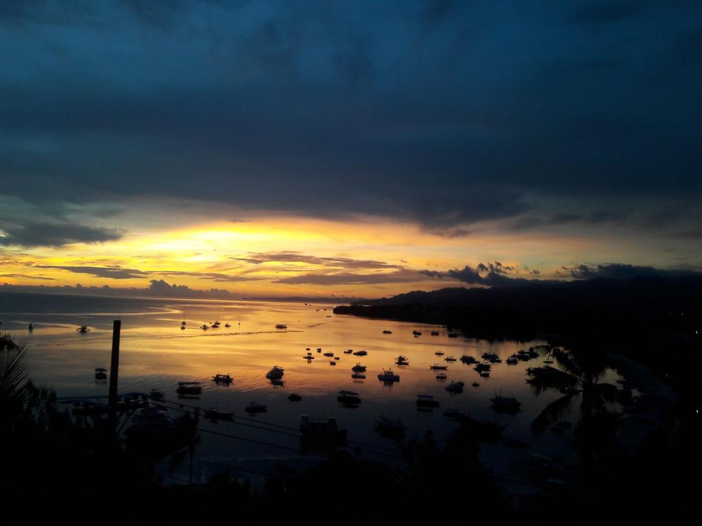 Jeepney Hostel And Kite Resort 발라박 외부 사진