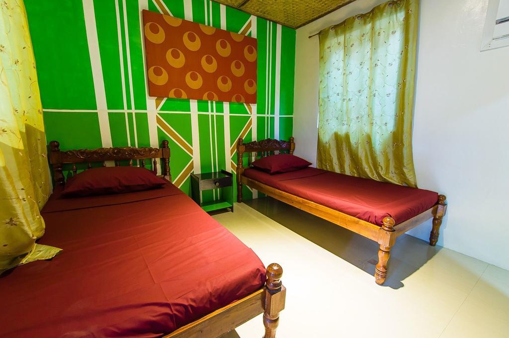 Jeepney Hostel And Kite Resort 발라박 외부 사진