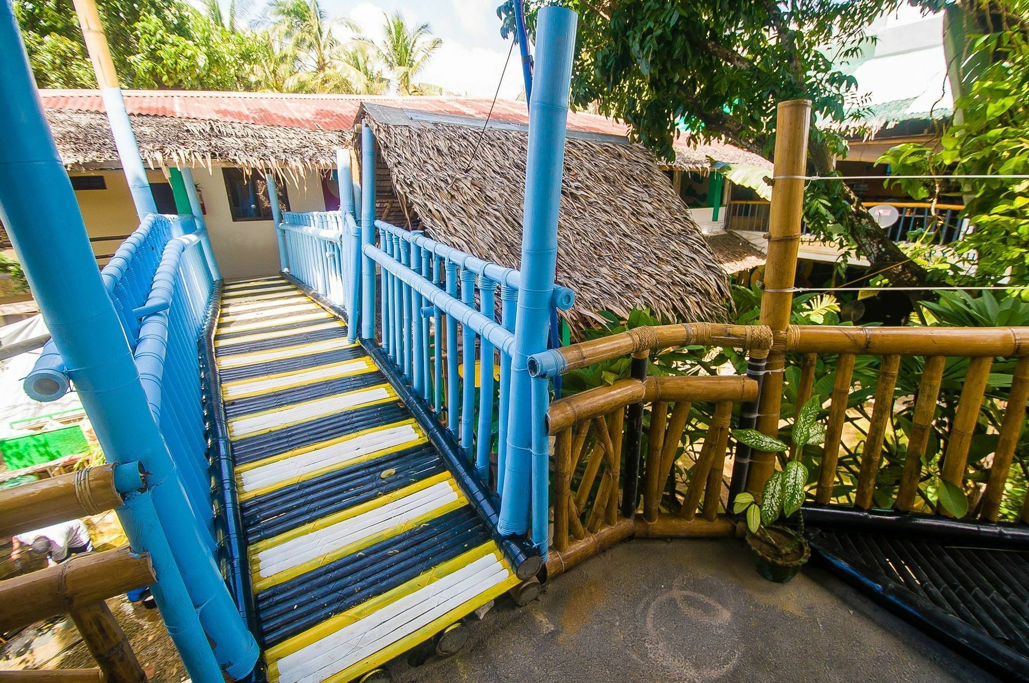 Jeepney Hostel And Kite Resort 발라박 외부 사진